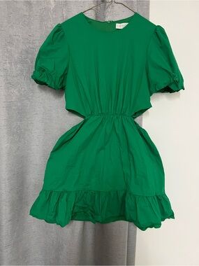 W A Y F Green Puff-Sleeve Ruffle Dress